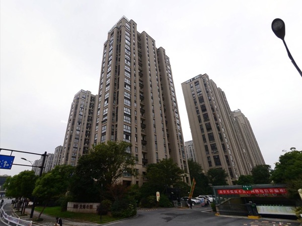 杭州德信北海公園小區(qū)護欄、欄桿、百葉窗定制案例 杭州德信北海公園小區(qū)護欄、欄桿、百葉窗定制案例