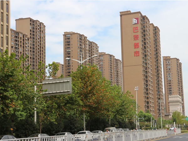 合肥佳源巴黎都市小區(qū)定制陽臺欄桿、百葉窗、樓梯扶手案例 合肥佳源巴黎都市小區(qū)定制陽臺欄桿、百葉窗、樓梯扶手案例