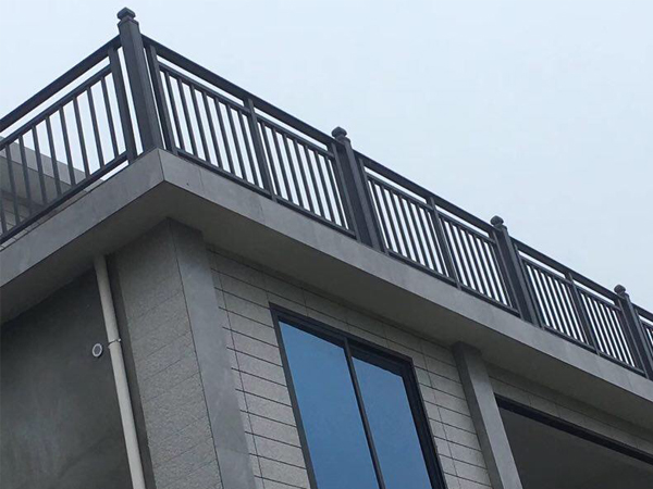 鋁合金陽臺護欄 鋁合金陽臺護欄