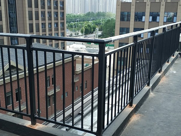 選購陽臺護欄有哪些注意事項？