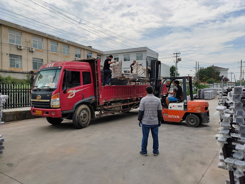 金用護欄2020年7月22日鋁合金百葉窗發貨！