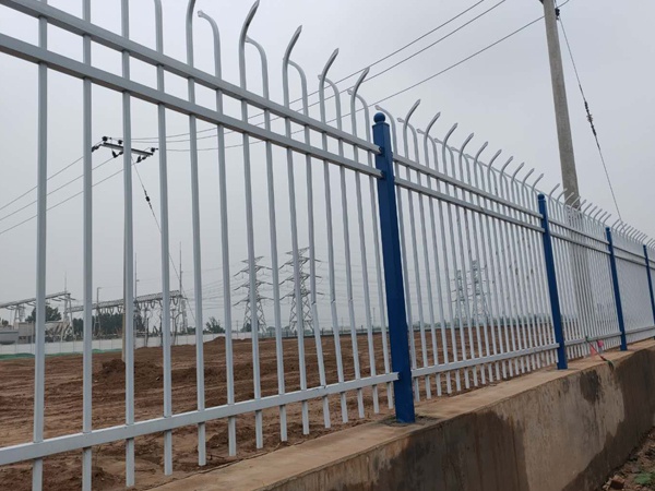 小區圍墻欄桿價格會受到這幾個因素影響,你知道嗎? 小區圍墻欄桿價格會受到這幾個因素影響,你知道嗎?