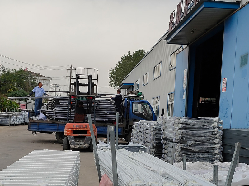 金用護(hù)欄2020年9月21日鋅鋼飄窗護(hù)欄發(fā)貨! 金用護(hù)欄2020年9月21日鋅鋼飄窗護(hù)欄發(fā)貨!