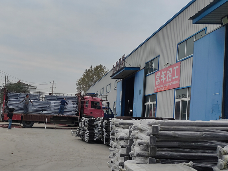 金用護欄2020年11月6日早上鋅鋼陽臺欄桿發(fā)貨! 金用護欄2020年11月6日早上鋅鋼陽臺欄桿發(fā)貨!