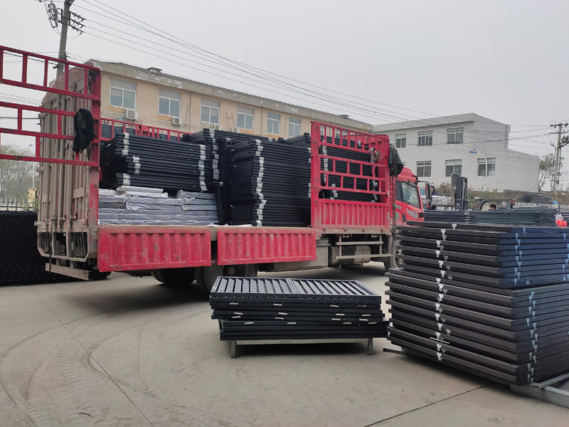 金用護欄2020年12月12日鋅鋼護窗欄桿發貨！