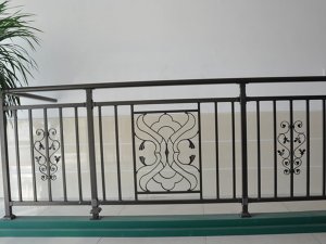 鋅鋼護欄為什么比較耐用？