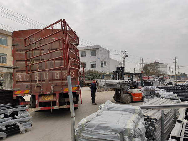 金用護欄2020年12月24日鋅鋼陽臺護欄發貨! 金用護欄2020年12月24日鋅鋼陽臺護欄發貨!