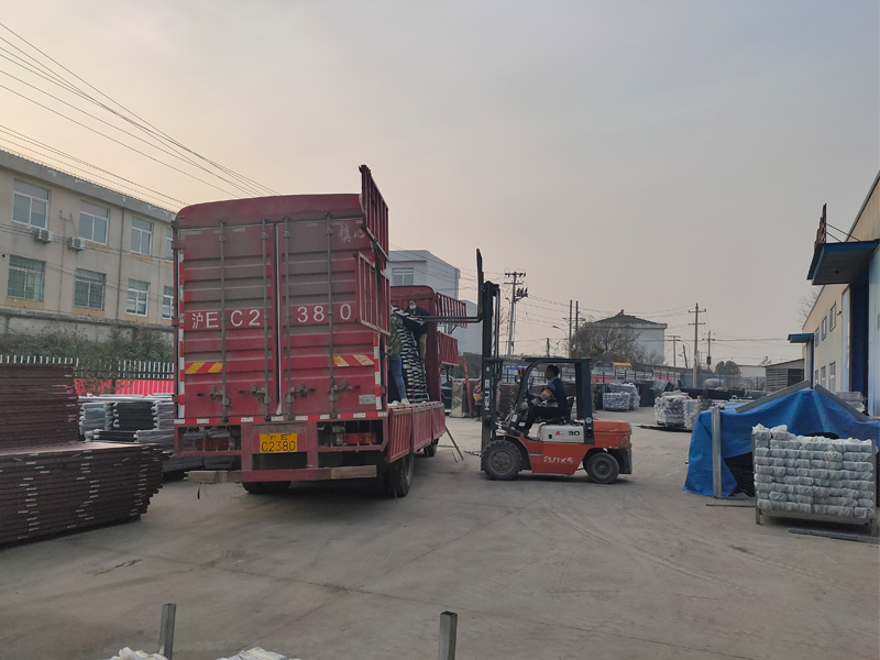 金用護(hù)欄2020年12月28日鋅鋼圍墻護(hù)欄發(fā)貨！