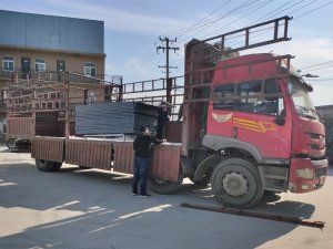 金用護欄2021年1月14日鋅鋼百葉窗發(fā)貨！