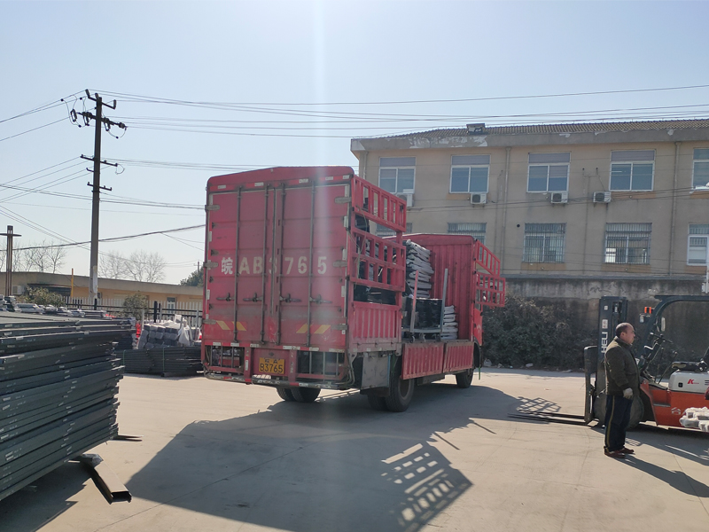 金用護(hù)欄2021年1月19日鋅鋼飄窗護(hù)欄發(fā)貨! 金用護(hù)欄2021年1月19日鋅鋼飄窗護(hù)欄發(fā)貨!