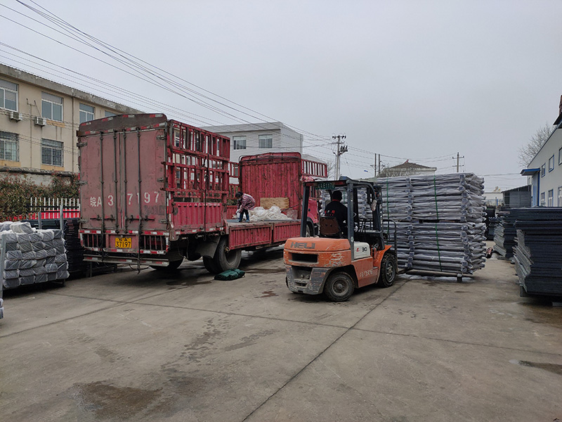 金用護欄2021年3月9日鋅鋼陽臺護欄發貨! 金用護欄2021年3月9日鋅鋼陽臺護欄發貨!