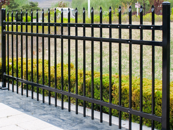 鋅鋼柵欄高度及桿件間距標準要求 鋅鋼柵欄高度及桿件間距標準要求