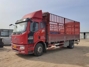 金用護(hù)欄2021年4月17日鋅鋼百葉窗發(fā)貨！