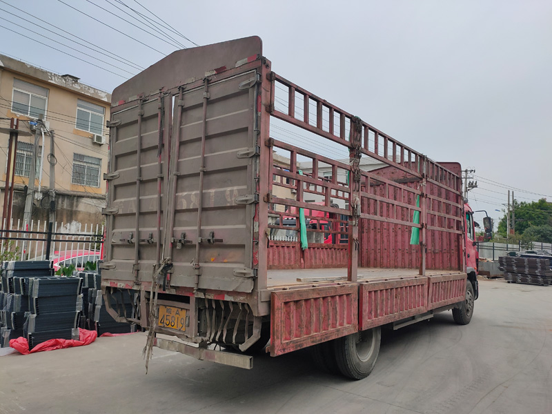 金用護(hù)欄2021年5月10日鋅鋼空調(diào)護(hù)欄發(fā)貨! 金用護(hù)欄2021年5月10日鋅鋼空調(diào)護(hù)欄發(fā)貨!