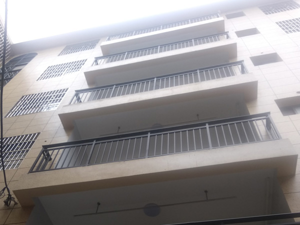 鋅鋼陽(yáng)臺(tái)護(hù)欄定制注意事項(xiàng)