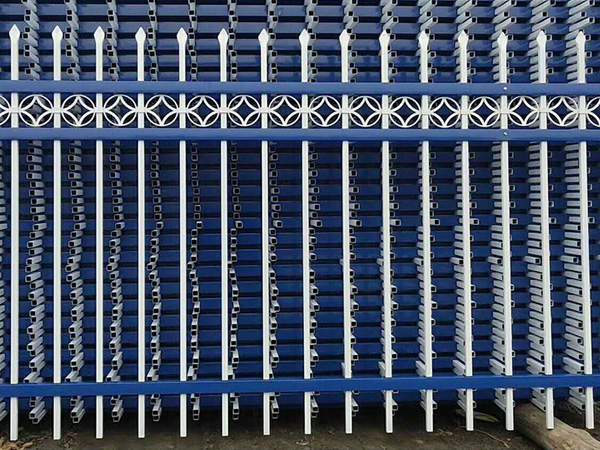 為什么要安裝圍墻護(hù)欄? 為什么要安裝圍墻護(hù)欄?