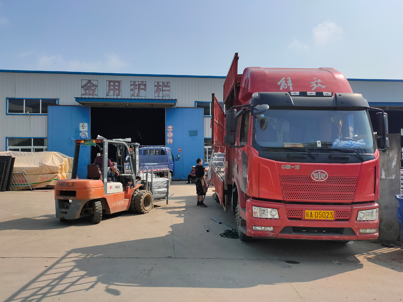 金用護欄2021年8月18日鋅鋼陽臺欄桿發貨！