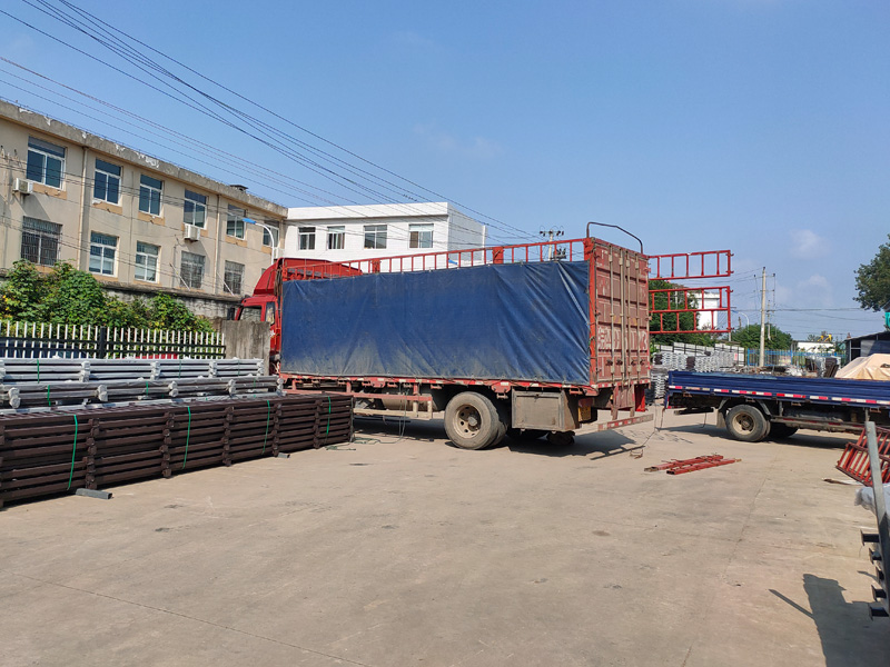金用護(hù)欄2021年8月23日鋅鋼百葉窗發(fā)貨! 金用護(hù)欄2021年8月23日鋅鋼百葉窗發(fā)貨!