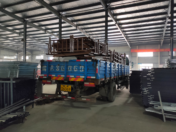 金用護欄2021年10月21日鋅鋼空調(diào)護欄發(fā)貨! 金用護欄2021年10月21日鋅鋼空調(diào)護欄發(fā)貨!