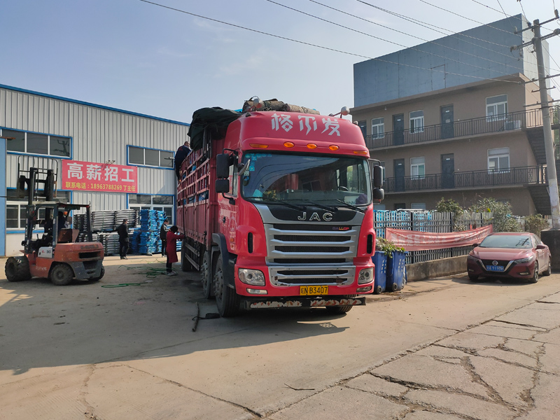 金用護(hù)欄2021年10月25日鋅鋼樓梯欄桿發(fā)貨! 金用護(hù)欄2021年10月25日鋅鋼樓梯欄桿發(fā)貨!