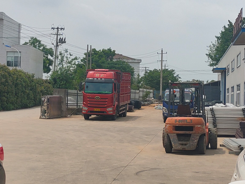 2023年5月24日鋅鋼連廊欄桿裝車發(fā)貨! 2023年5月24日鋅鋼連廊欄桿裝車發(fā)貨!