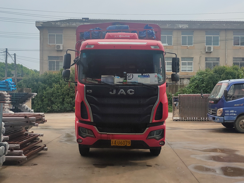 2023年6月29日鋅鋼飄窗護(hù)欄裝車發(fā)貨！