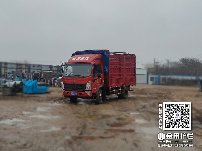 2023年12月16日鋅鋼百葉窗裝車發貨！