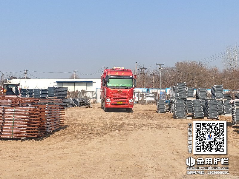 2024年1月12日鋅鋼百葉窗裝車(chē)發(fā)貨！