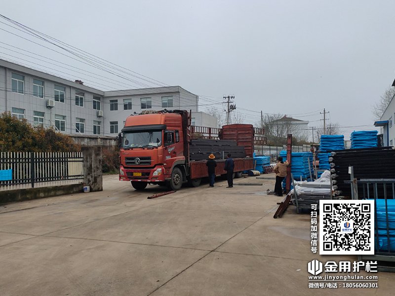 2024年3月30日鋅鋼圍墻護(hù)欄裝車(chē)發(fā)貨！