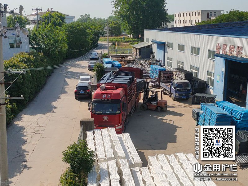 2024年5月13日鋅鋼百葉窗裝車發(fā)貨! 2024年5月13日鋅鋼百葉窗裝車發(fā)貨!