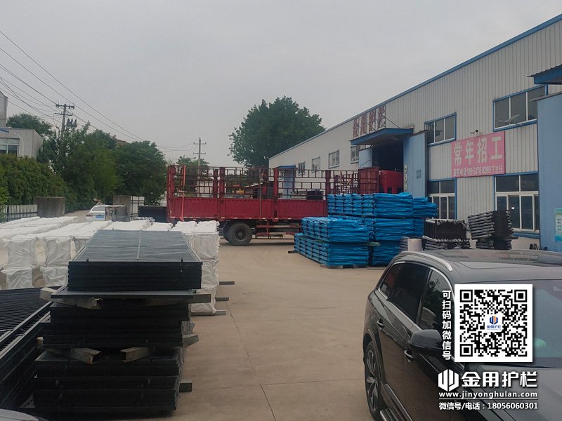 2024年6月5日鋅鋼陽臺欄桿裝車發(fā)貨！