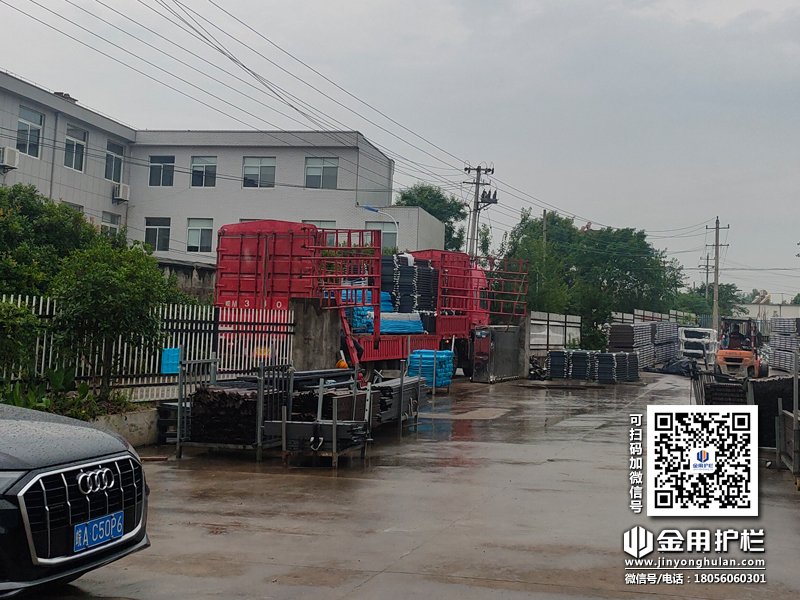 2024年6月21日鋅鋼飄窗欄桿裝車發貨！