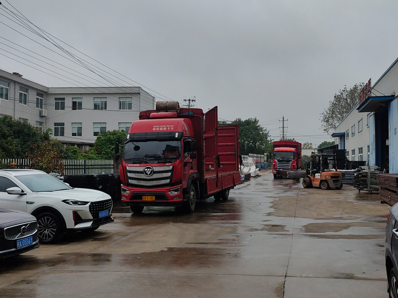 2024年10月29日鋅鋼護(hù)窗欄桿裝車(chē)發(fā)貨! 2024年10月29日鋅鋼護(hù)窗欄桿裝車(chē)發(fā)貨!