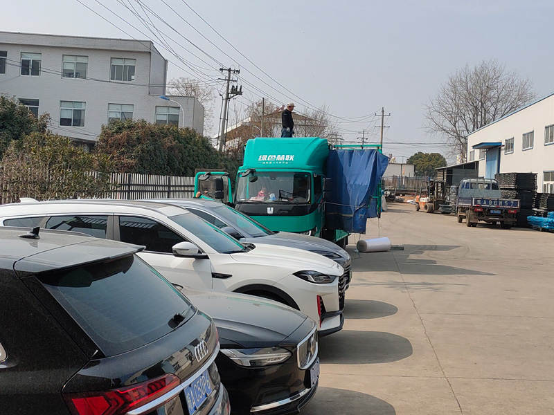 2025年3月3日鋅鋼百葉窗裝車發(fā)貨！