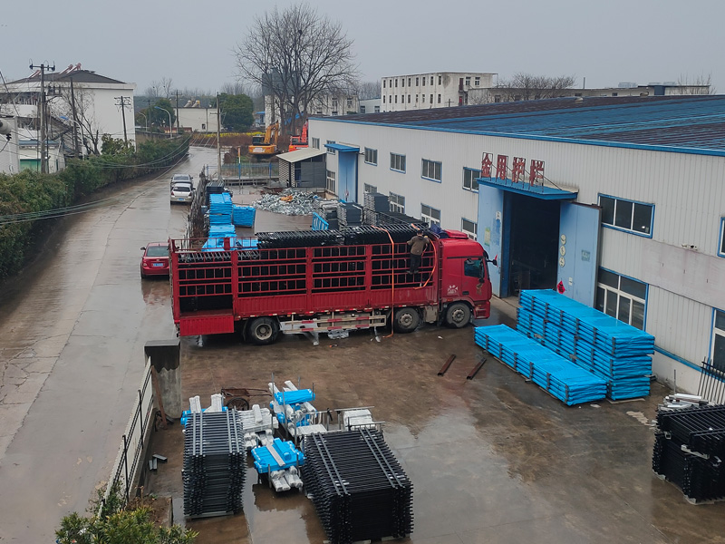 2025年3月14日鋅鋼圍墻護(hù)欄裝車發(fā)貨! 2025年3月14日鋅鋼圍墻護(hù)欄裝車發(fā)貨!