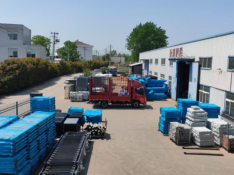 2025年4月25日鋅鋼飄窗護欄裝車發貨! 2025年4月25日鋅鋼飄窗護欄裝車發貨!