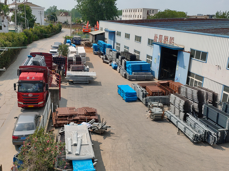 2025年5月28日鋅鋼樓梯欄桿裝車發貨！