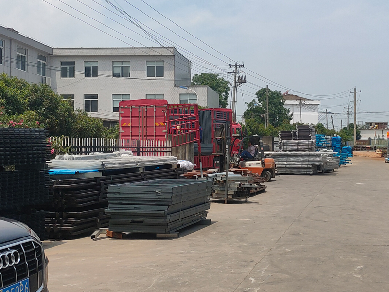 2025年5月29日鋁合金百葉窗裝車發(fā)貨! 2025年5月29日鋁合金百葉窗裝車發(fā)貨!